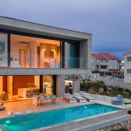 Infinity With Infinity Pool, Sea View Villa