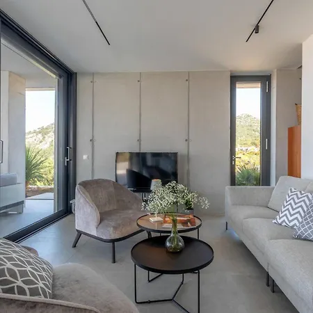 Infinity With Infinity Pool, Sea View Hvar Town