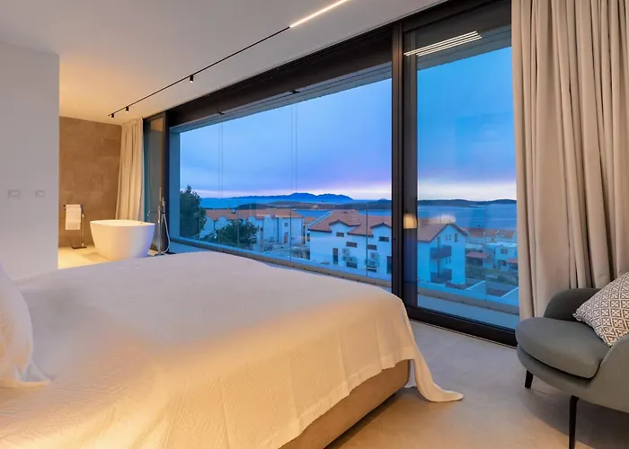 Villa Infinity With Infinity Pool, Sea View Hvar Town