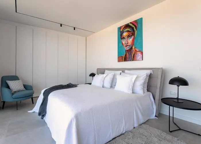 Infinity With Infinity Pool, Sea View Villa Hvar Town