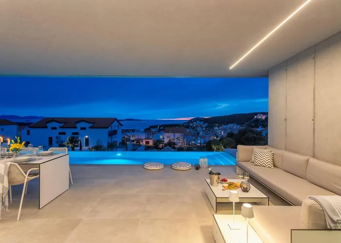 Villa Infinity With Infinity Pool, Sea View *