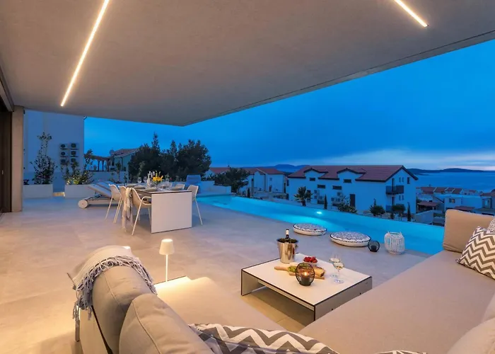 Villa Infinity With Infinity Pool, Sea View *