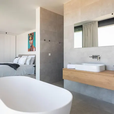 Infinity With Infinity Pool, Sea View Hvar Town