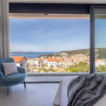 Infinity With Infinity Pool, Sea View *