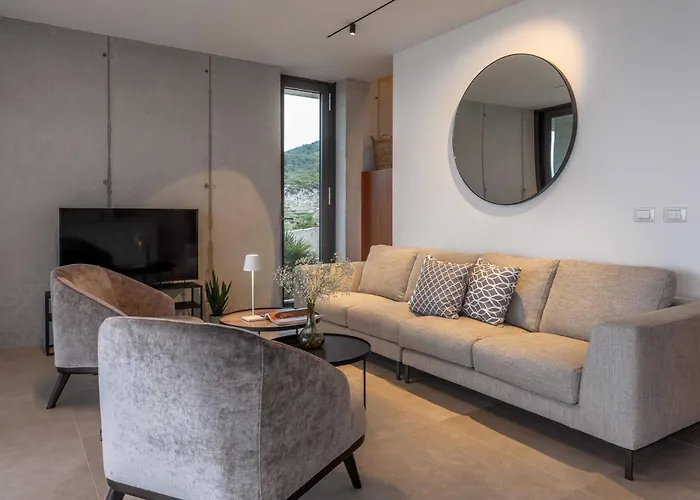 Infinity With Infinity Pool, Sea View Вілла *