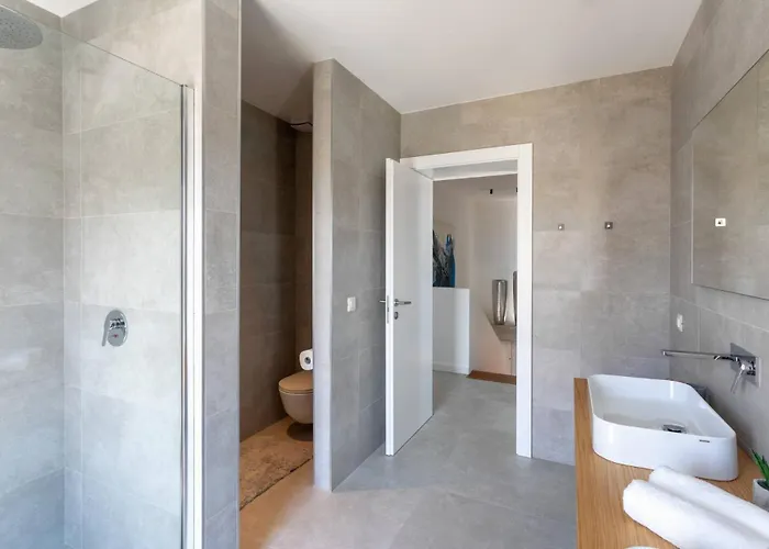 Infinity With Infinity Pool, Sea View * Хвар