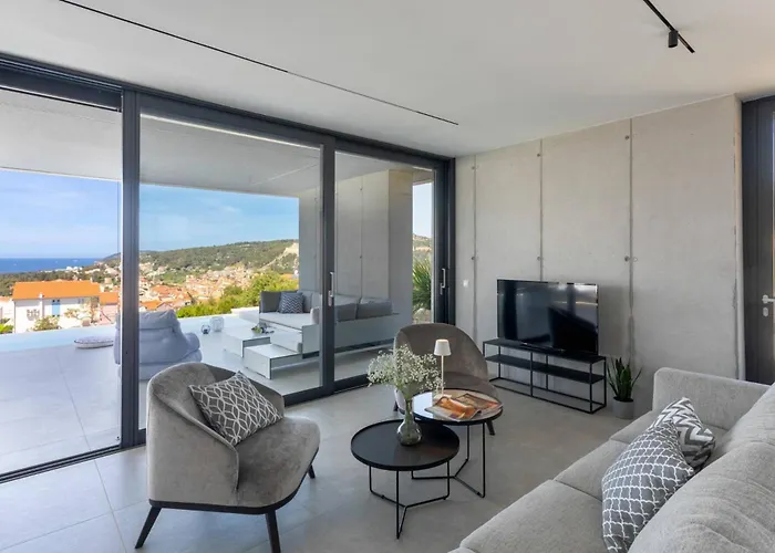 Infinity With Infinity Pool, Sea View Вілла