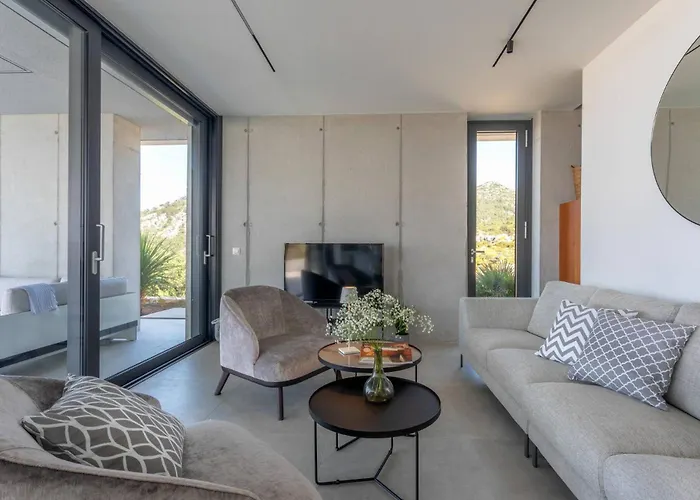 Infinity With Infinity Pool, Sea View Хвар